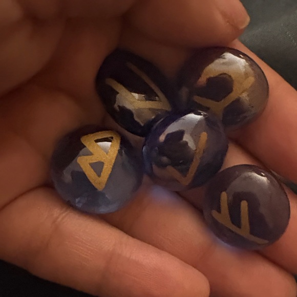 Black Velvet Drawstring Pouch - Picture 3 of 6